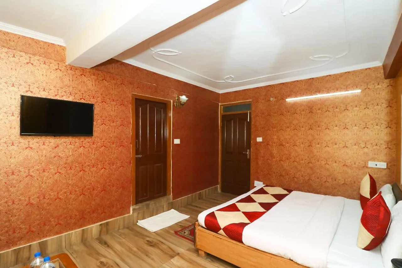 Broadway Grand Hotel Shimla