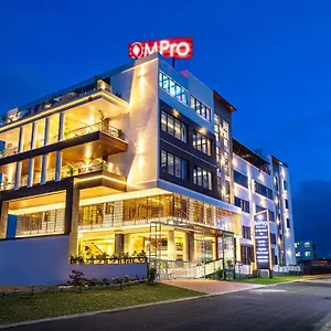 *** Hotel M Pro Palace - 12 Minutes To Palace India