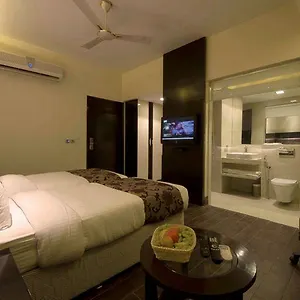 *** Hotel Good Times India